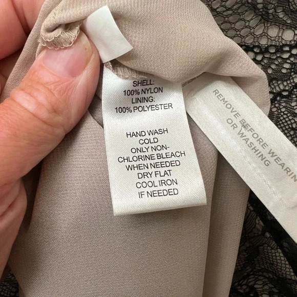 Loft black lace overlay top tee short sleeves lined medium - Picture 3 of 7